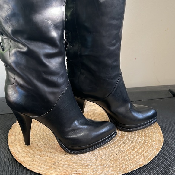 Latitude Leather Lace back detailing Southwestern Knee High Boots Size 38 - Picture 5 of 13